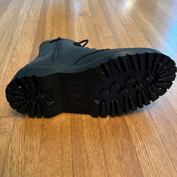 Doc Dr. Martens Vegan Jadon II Boot Mono Platforms - Size 8 - Picture 4 of 6